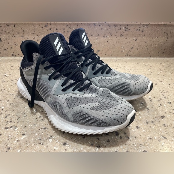 Adidas Alphabounce - Picture 1 of 8